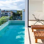 Tequila Sunrise103 Plunge Pool Beach Access